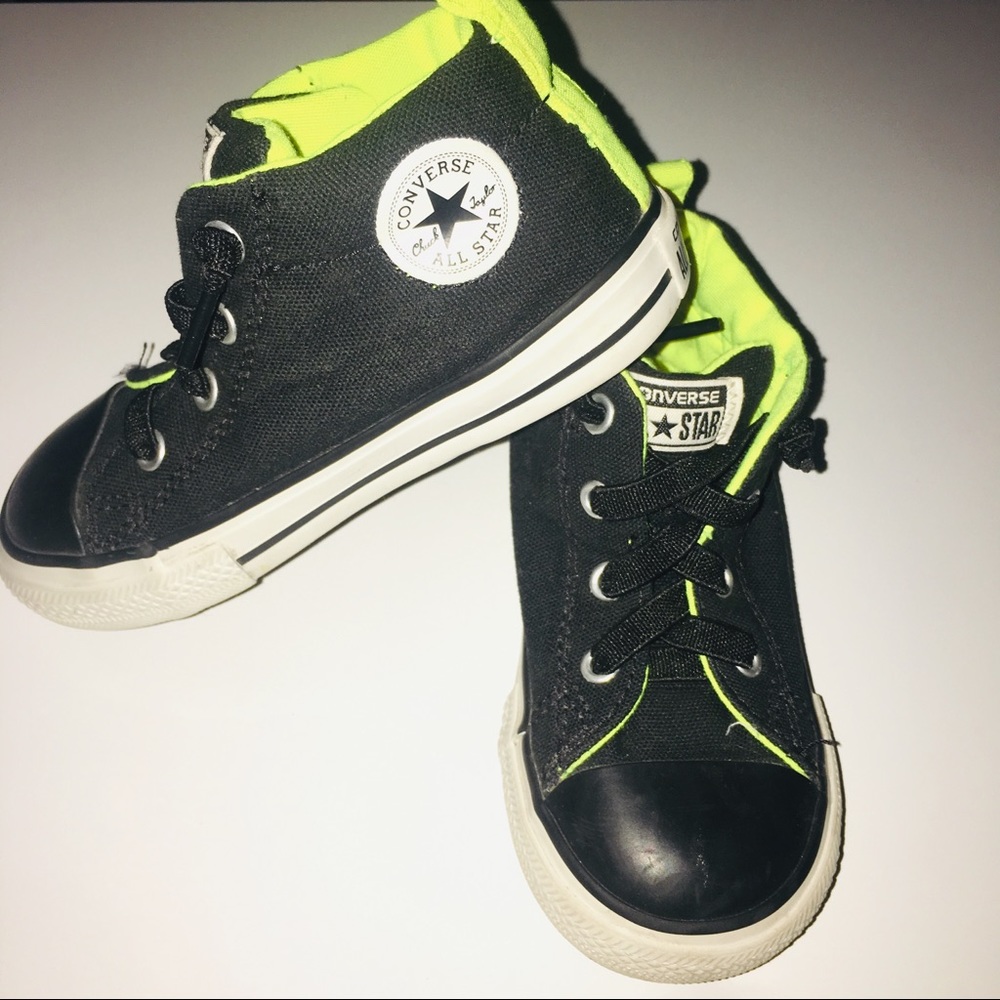 Converse - size 8 Toddler Boys
